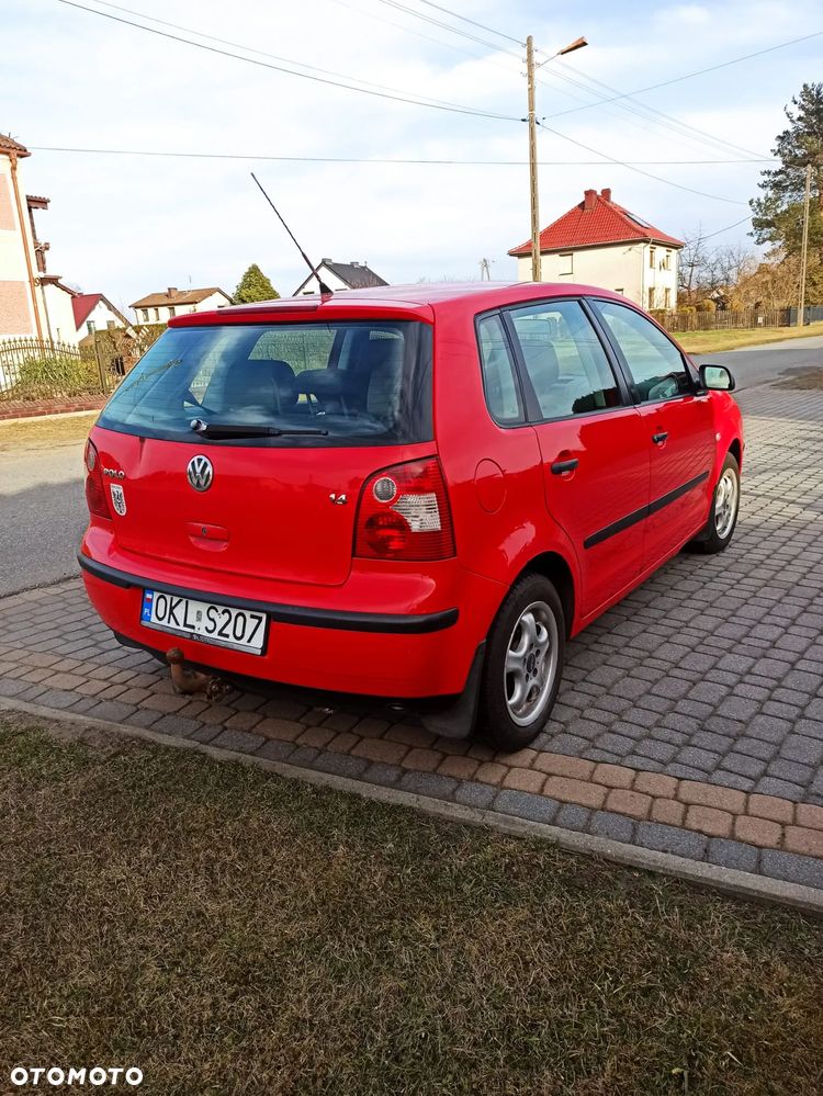 Volkswagen Polo 1.4 16V Basis - 3