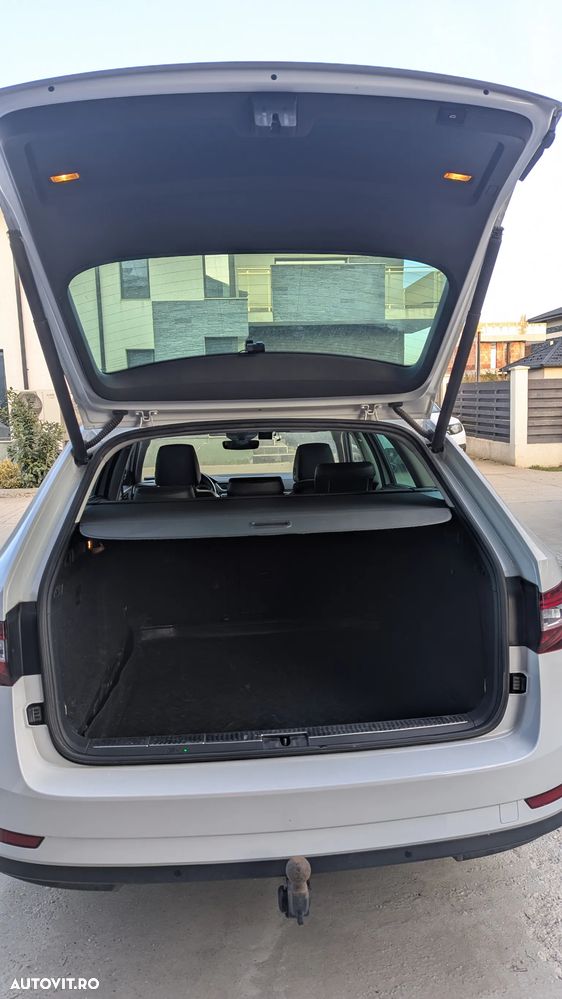 Skoda Superb 2.0 TDI DSG L&K - 6