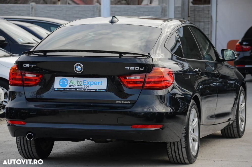 BMW Seria 3 320d Sport-Aut. Luxury Line - 16