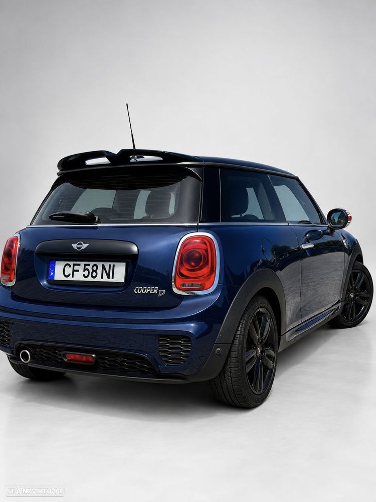 MINI 3 Portas Cooper D Auto - 3