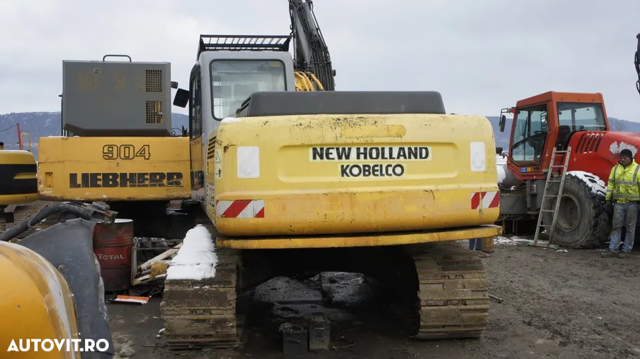 New Holland E 175 - 5