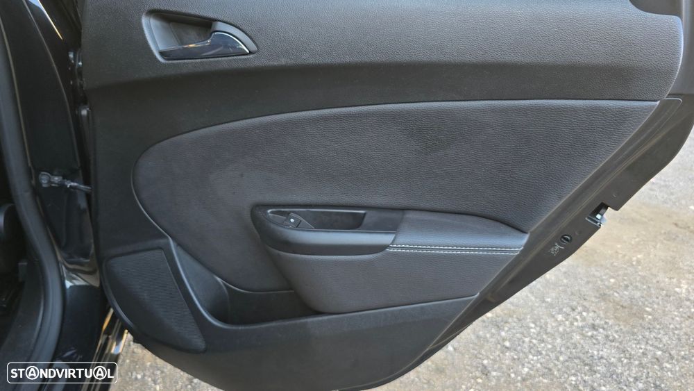 Opel Astra Sports Tourer 1.6 CDTI Ecotec Edition S/S - 37