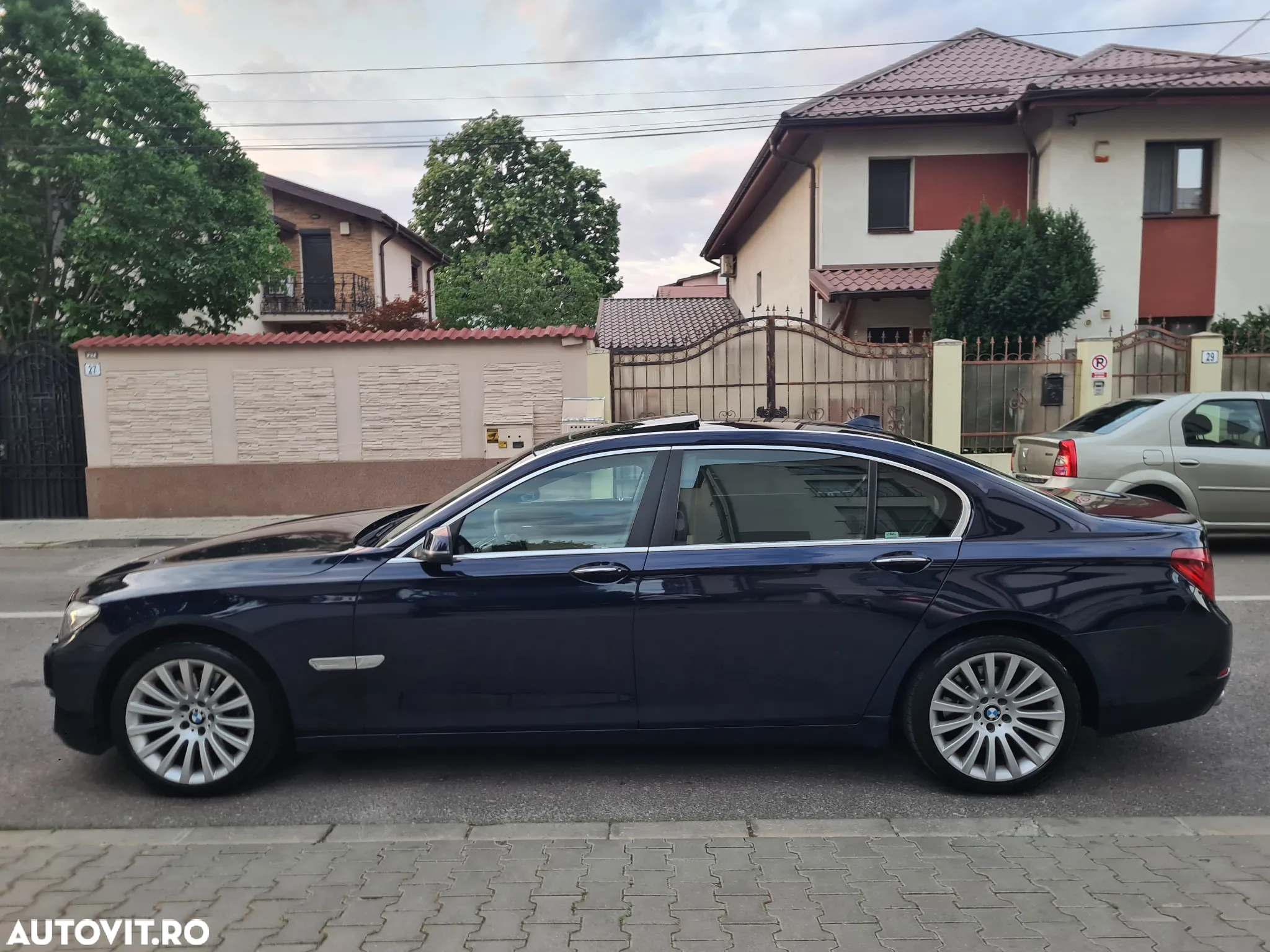 BMW Seria 7 730d - 6
