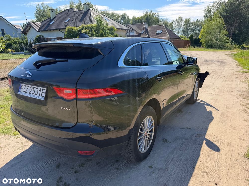 Jaguar F-Pace 20d Prestige - 6