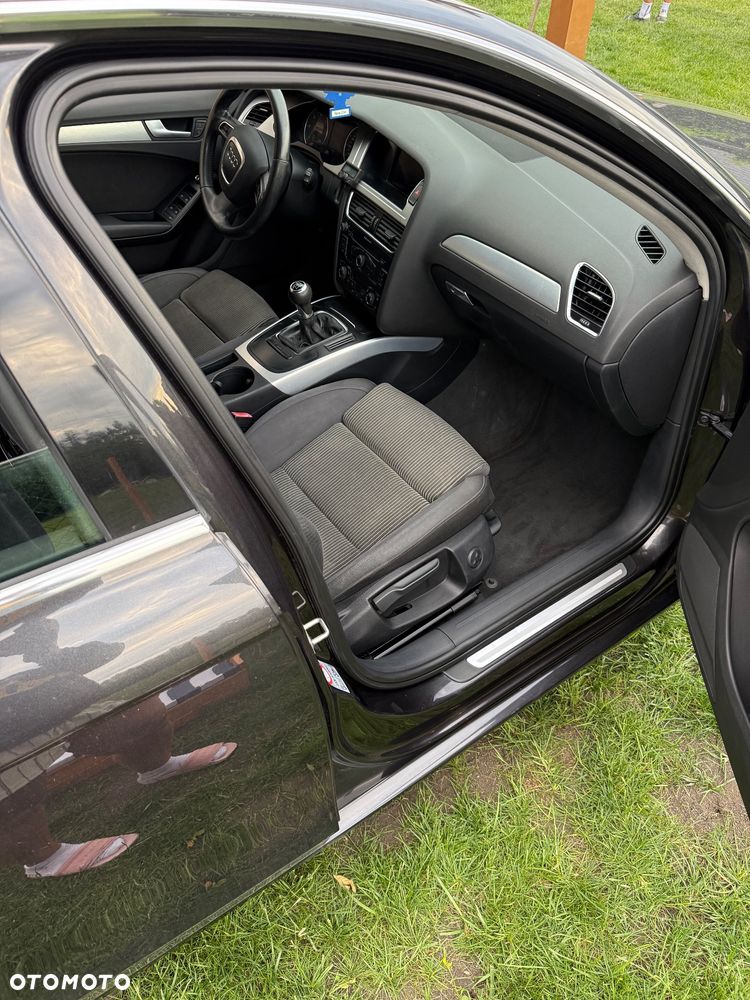 Audi A4 Avant 2.0 TDI - 9