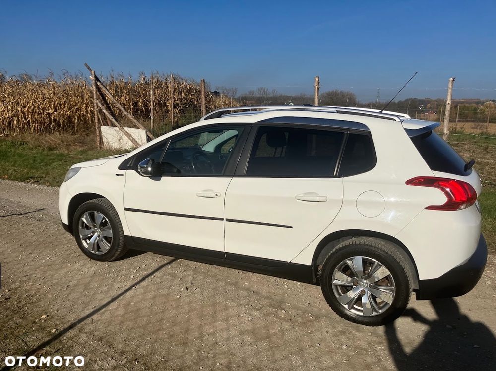 Peugeot 2008 e-HDi FAP 92 STOP & START Allure - 10