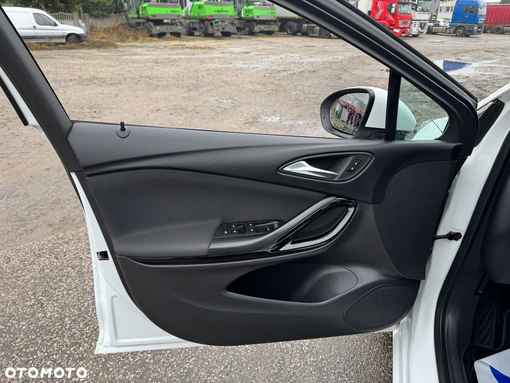 Opel Astra 1.4 Turbo Start/Stop Innovation - 23