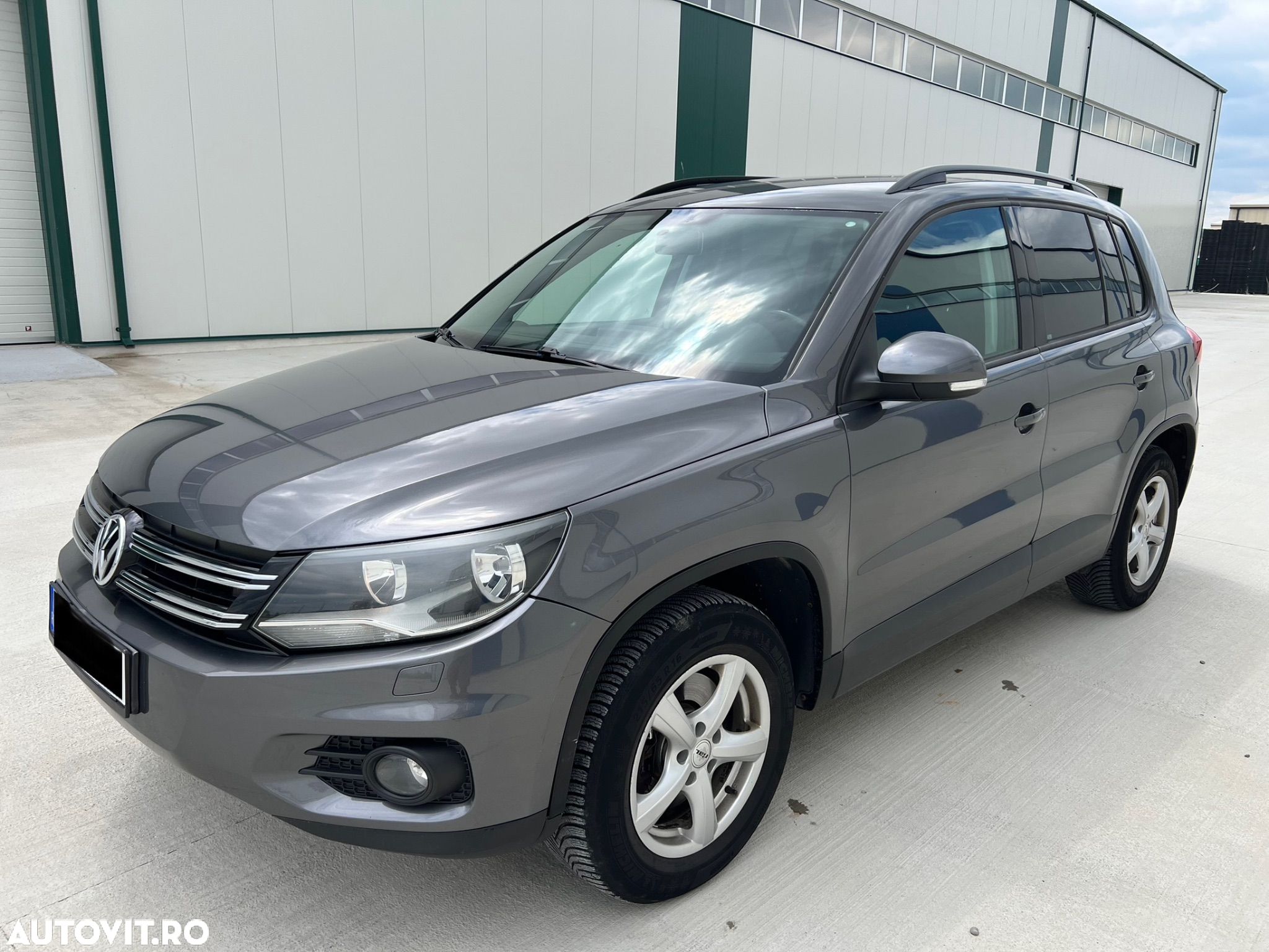 Volkswagen Tiguan 2.0 TDI 4Motion DSG Sport & Style - 1