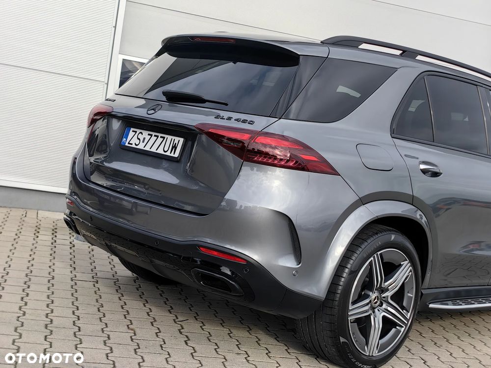 Mercedes-Benz GLE - 38