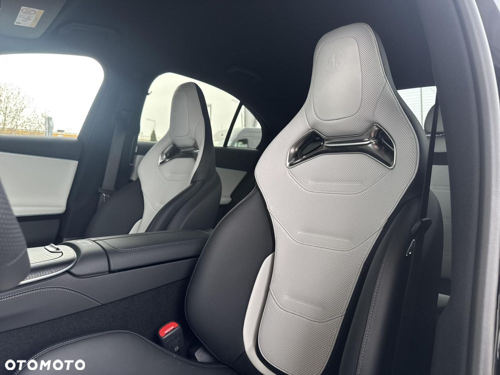 Mercedes-Benz Klasa E AMG 53 4Matic+ AMG SPEEDSHIFT TCT 9G - 10