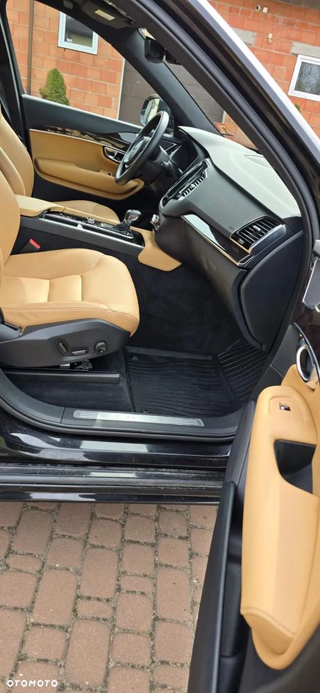 Volvo XC 90 - 14
