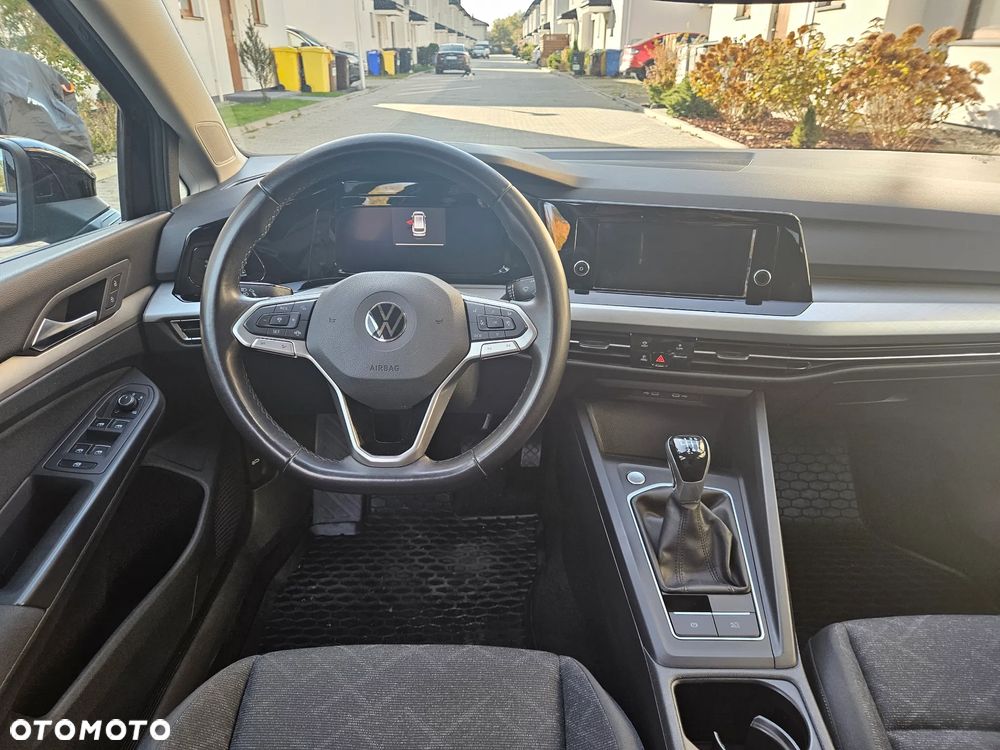 Volkswagen Golf VIII 1.5 TSI EVO Style - 8