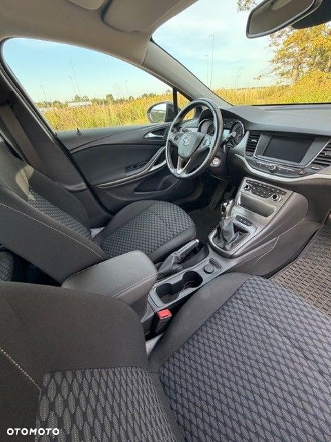 Opel Astra - 20