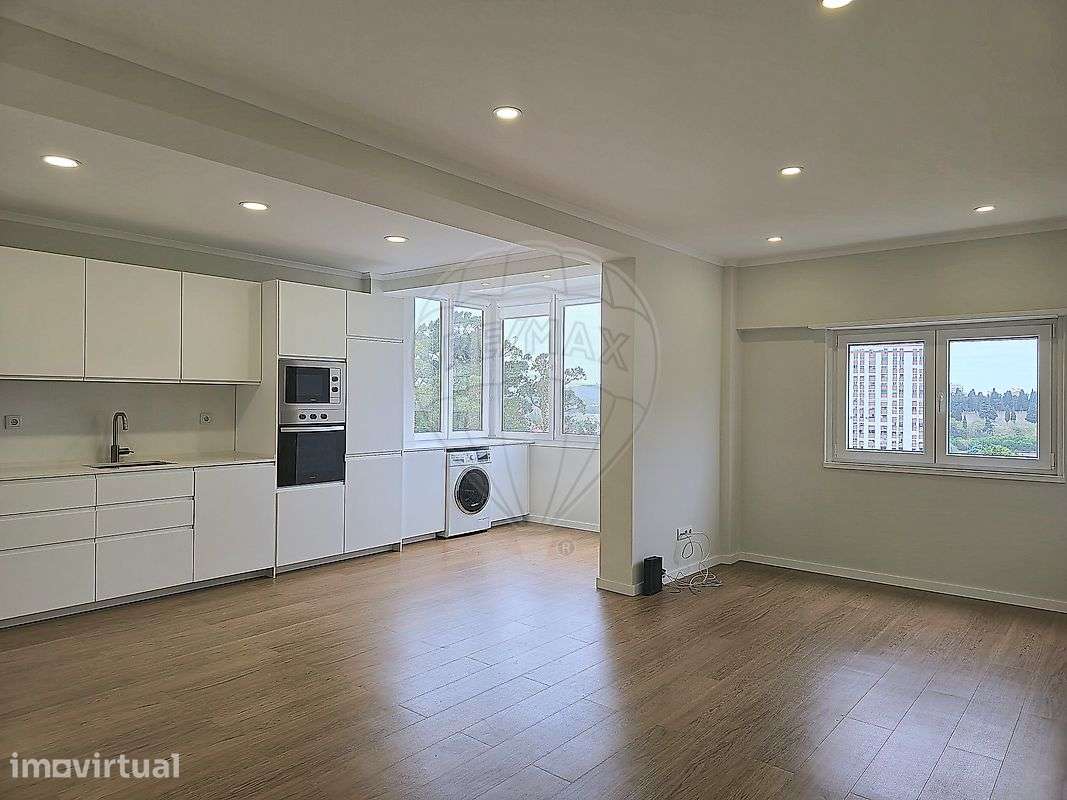Apartamento T1 para arrendamento - Grande imagem: 2/12