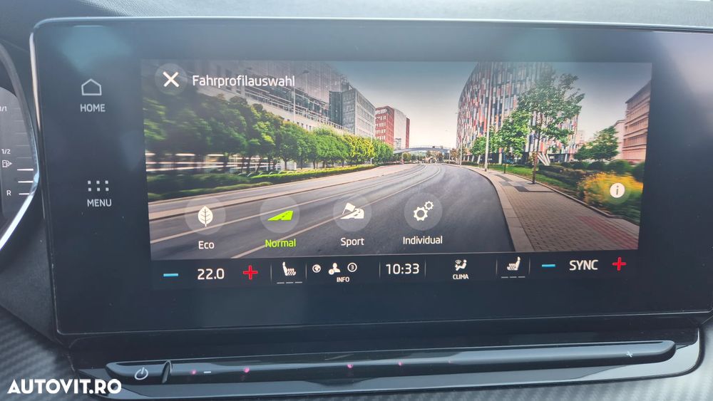 Skoda Octavia Combi 2.0 TDI DSG RS Plus - 30