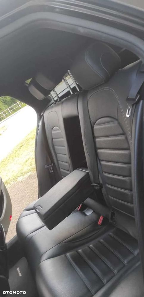 Mercedes-Benz Klasa C 220 d 4Matic 7G-TRONIC AMG Line - 18
