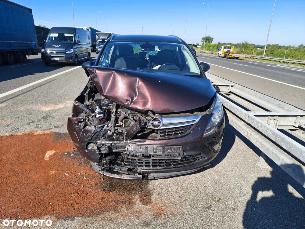 Opel Zafira - 1
