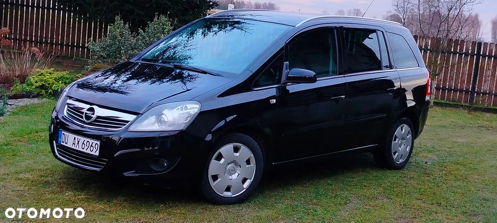 Opel Zafira - 24