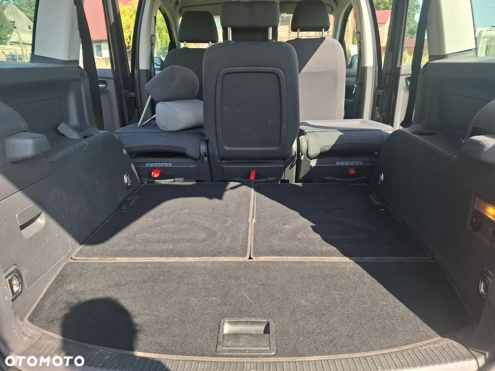 Volkswagen Touran 1.9 TDI DPF Trendline - 8