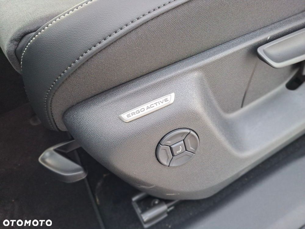 Volkswagen Tiguan - 17