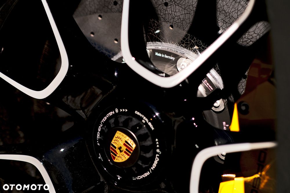 Porsche 911 Turbo S - 10