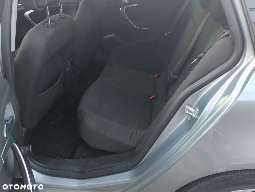 Opel Insignia 1.6 Turbo Active - 12