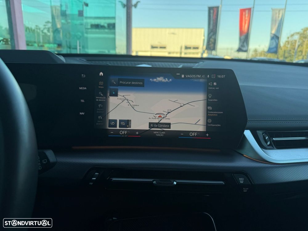 BMW iX1 xDrive30 Pack Desportivo M - 17