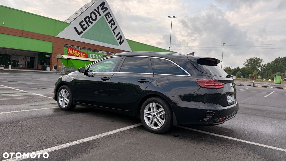 Kia Ceed 1.6 CRDi SCR M - 12