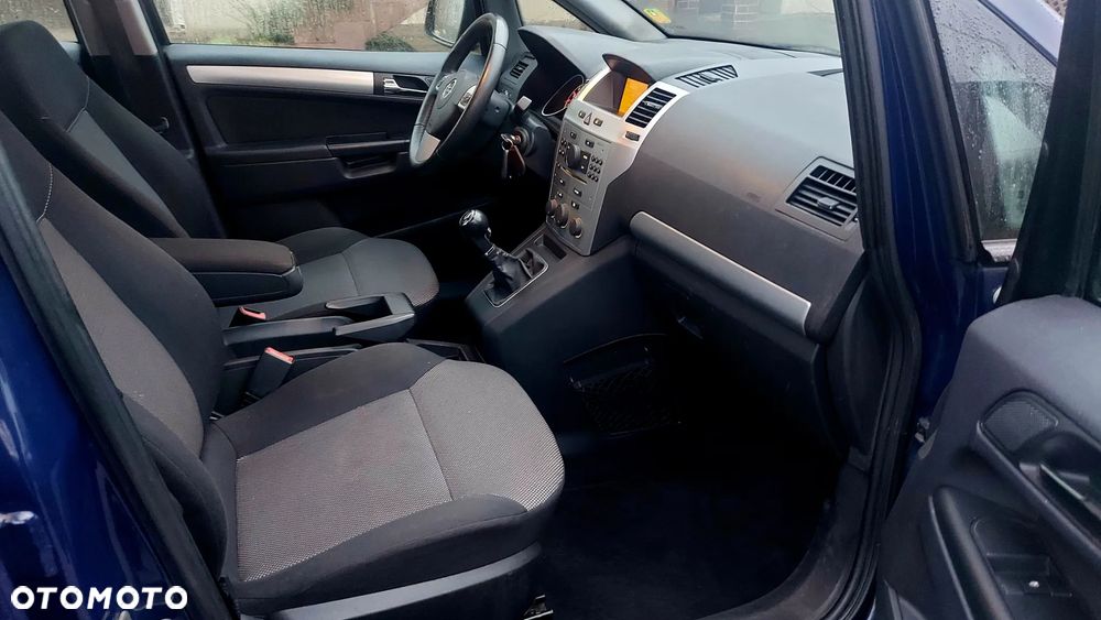 Opel Zafira 1.8 Enjoy - 17