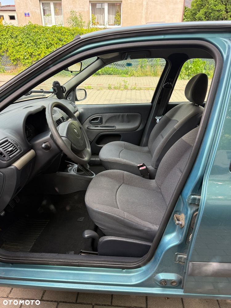Renault Clio 1.2 Access - 6
