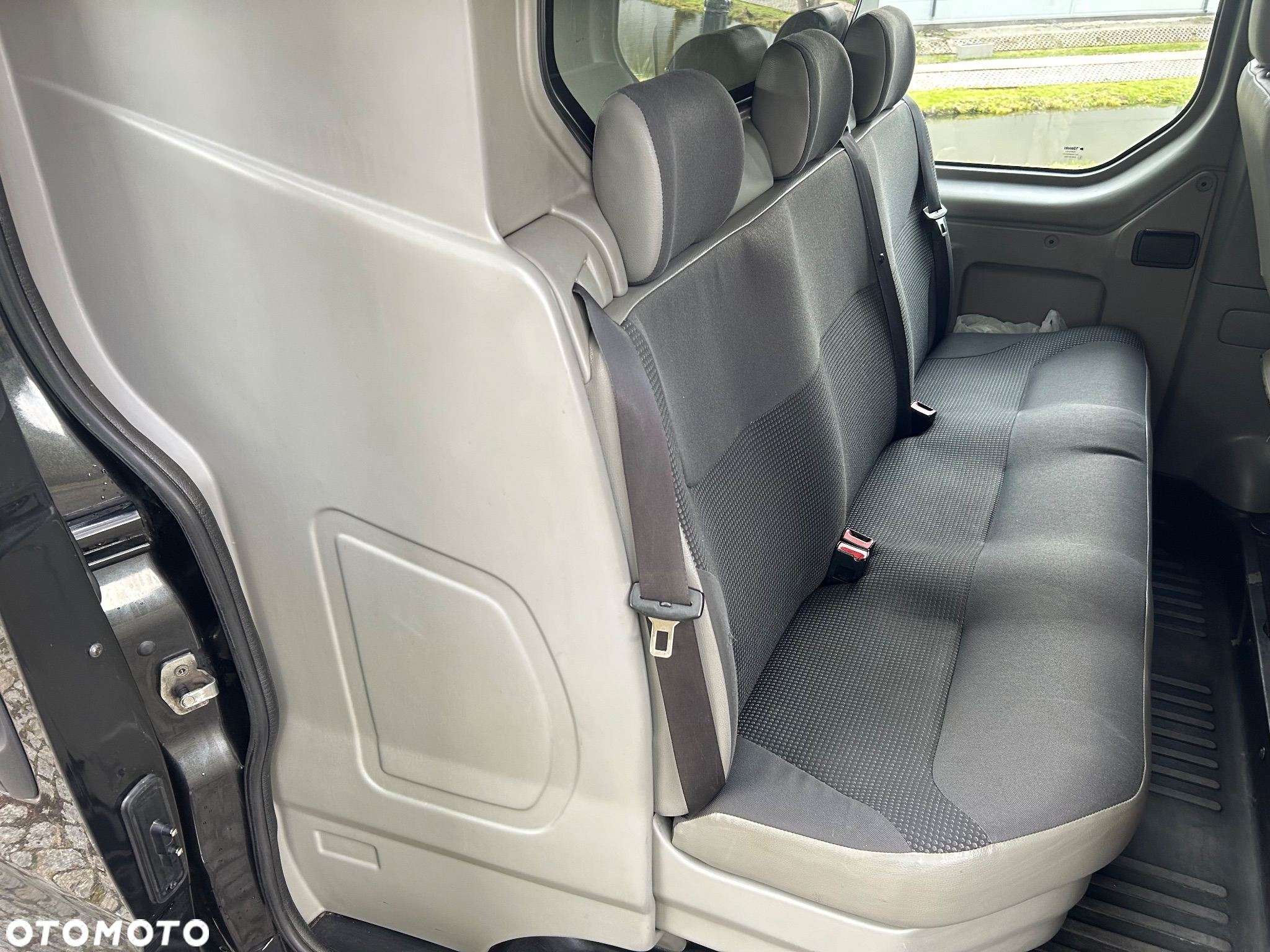 Opel Vivaro - 16