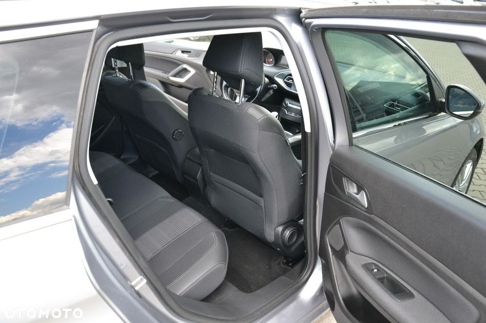 Peugeot 308 - 16