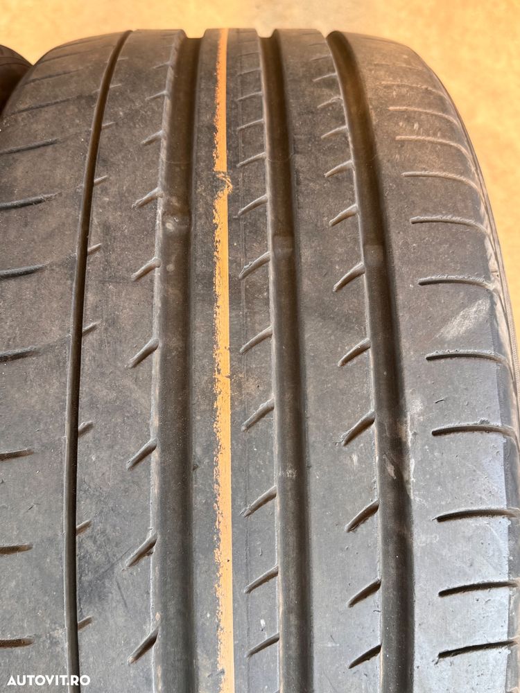 Vând 2 anvelope 255/30/20 Yokohama de vară second - 4