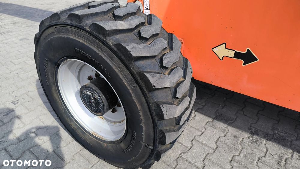 JLG 660 SJ - 16
