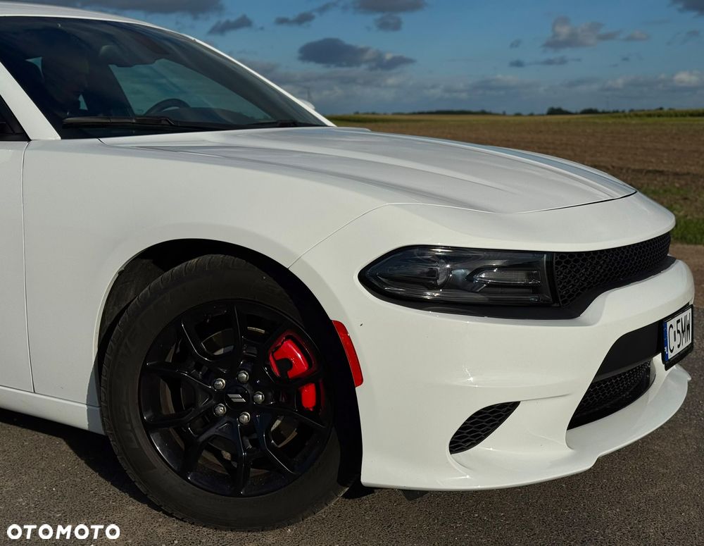 Dodge Charger - 4