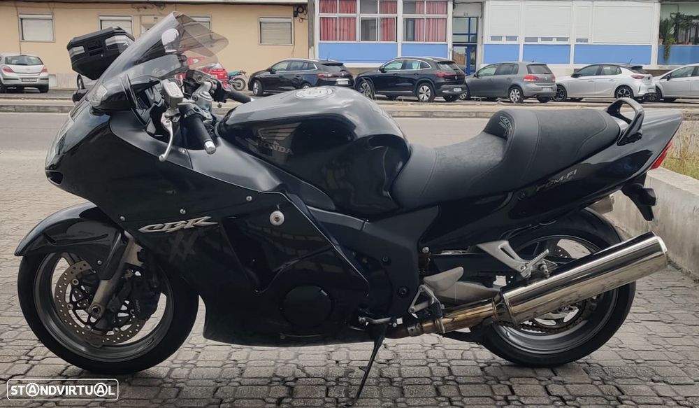 Honda CBR 1000 XX - 2