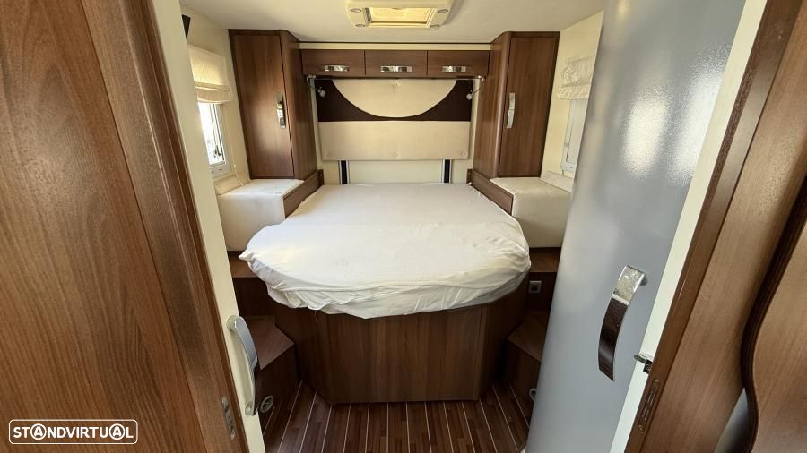 McLouis Nevis 876G 2.3 MJ 150cv c.central - 2