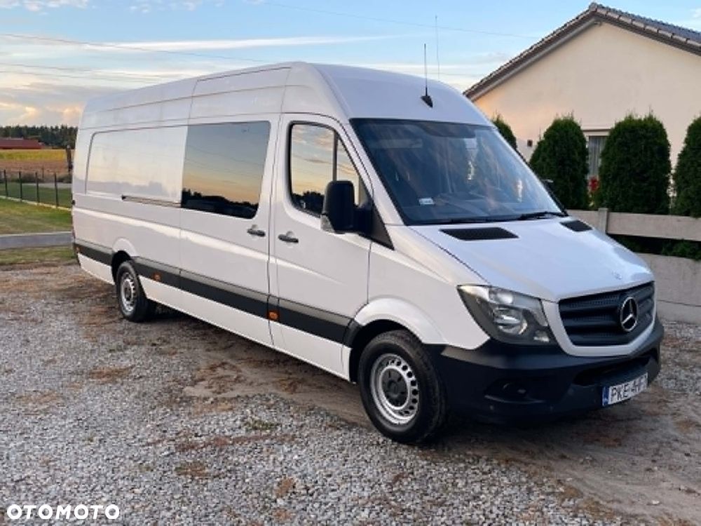 Mercedes-Benz Sprinter - 10