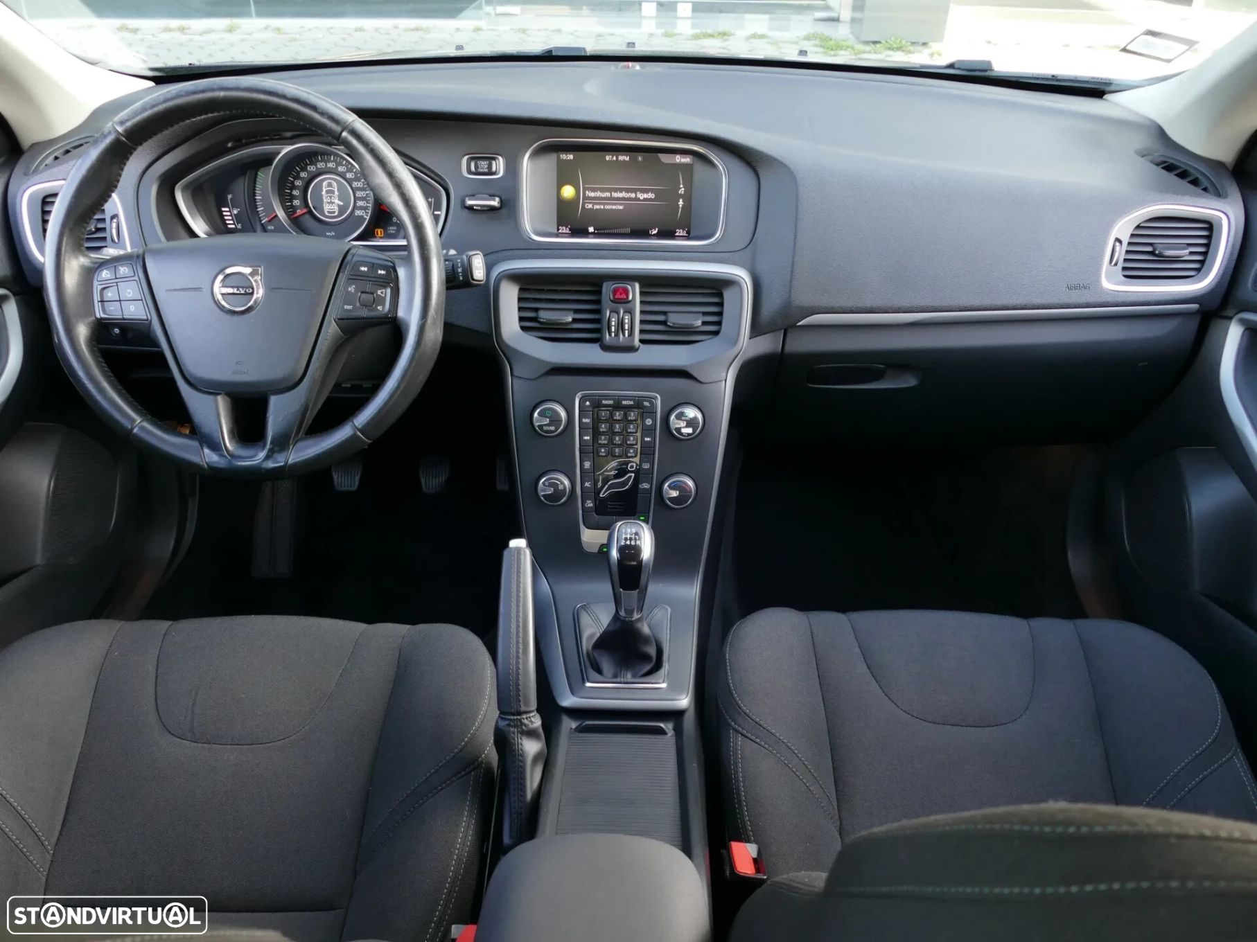 Volvo V40 2.0 D2 Momentum - 20
