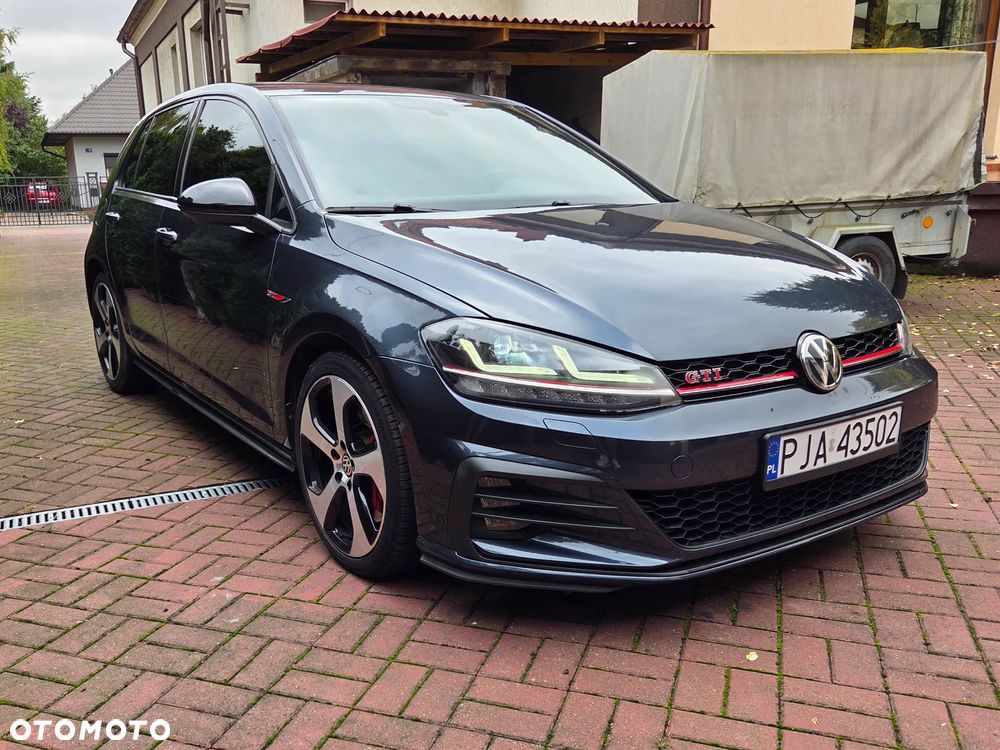 Volkswagen Golf GTI 2.0 TSI OPF DSG Performance - 2