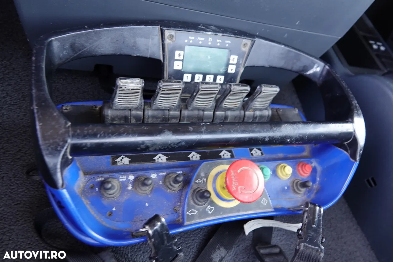 MAN TGS 480 / HDS HMF 1820 / RAZA 17,5 m / EURO 6 / MANUAL / RADIO CONTROL / TRACTOR - 37