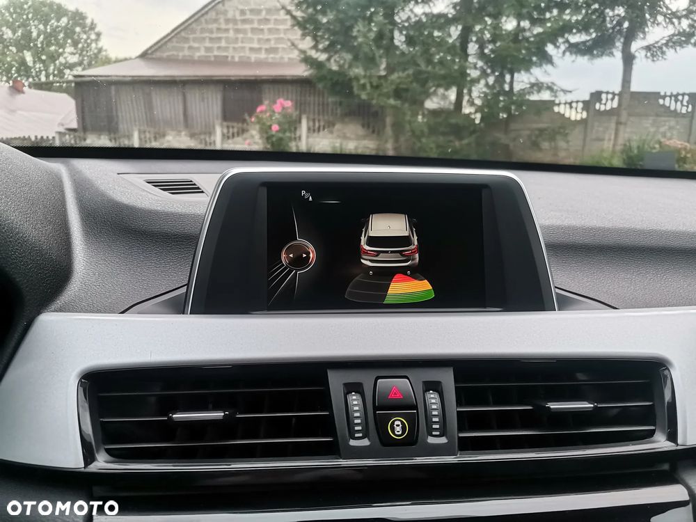BMW X1 sDrive18d - 19