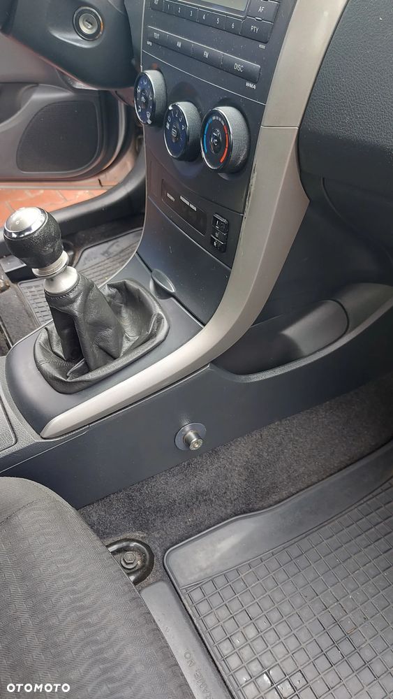 Toyota Corolla 1.6 Luna - 15