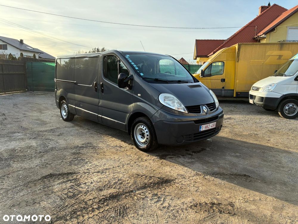 Renault Trafic - 2