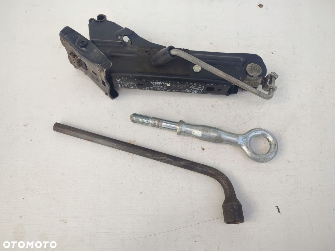 Lewarek ucho klucz zestaw VOLVO V70 II 8679369 - 1