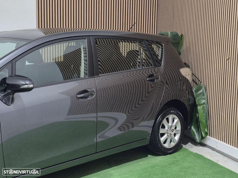 Toyota Verso 1.6 D-4D Comfort - 4