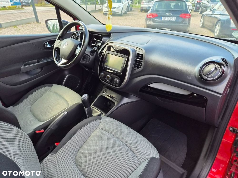 Renault Captur 0.9 Energy TCe Life EU6 - 19