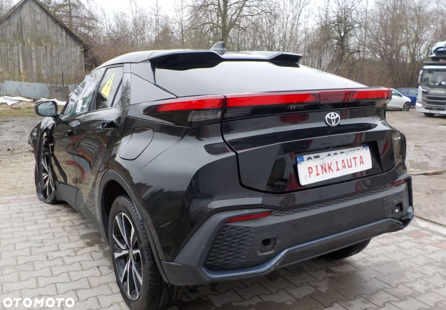 Toyota C-HR - 11