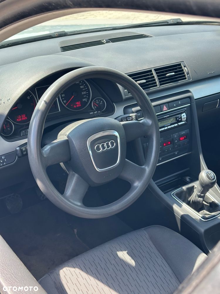Audi A4 Avant - 13