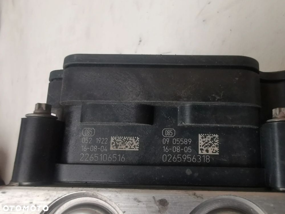 Pompa hamulcowa ABS Dacia Sandero II 1.2 476602473R - 2